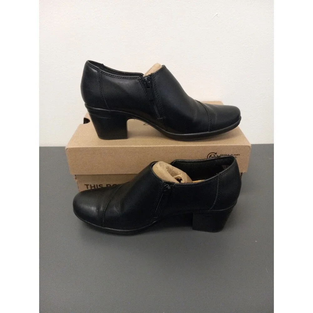 Clarks Women's Shoes Size 7.5 Black Emslie Warren Leather Ankle Booties Side Zip - Picture 2 of 8